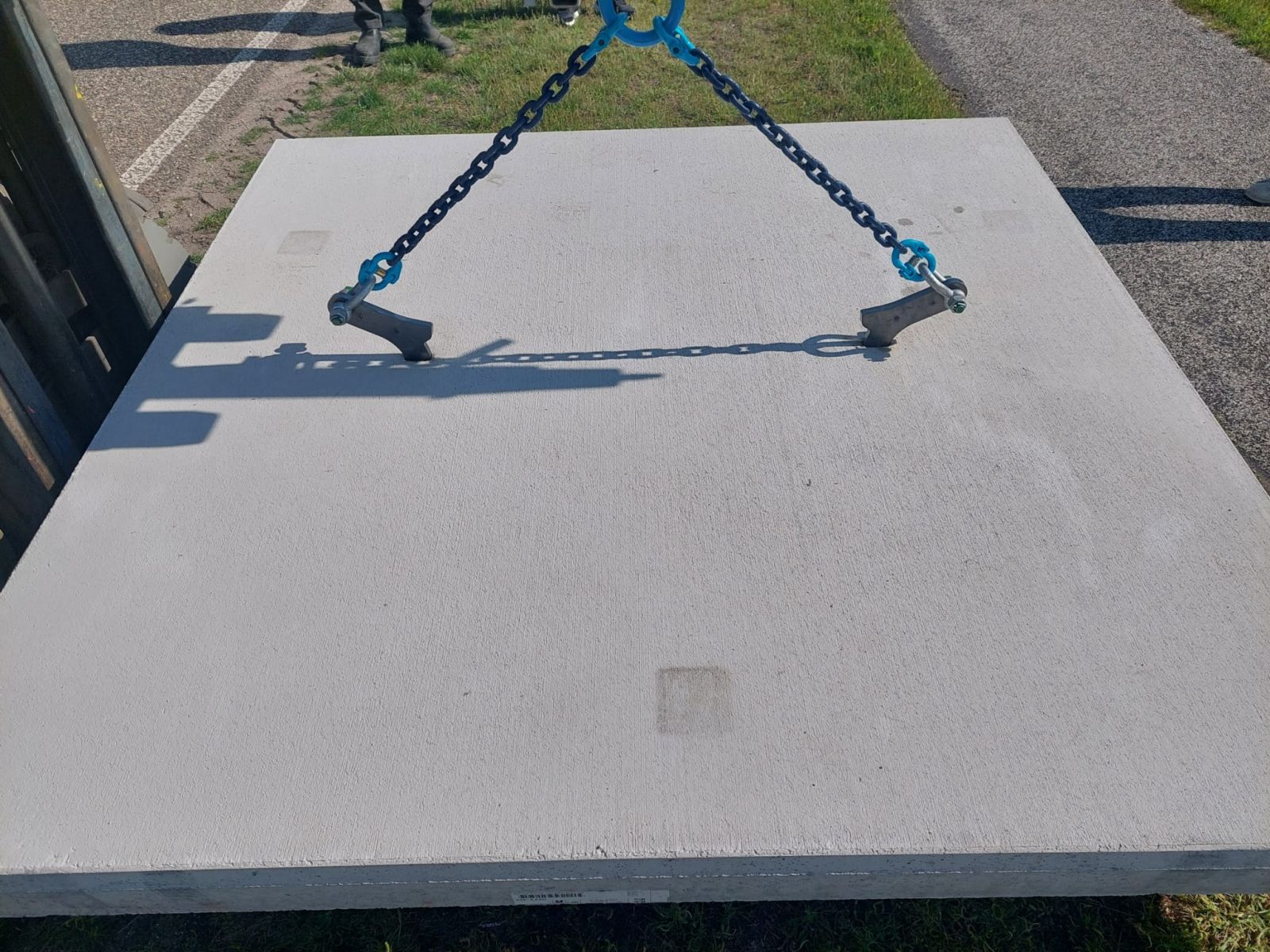 Hijshaken betonplaat/stelconplaat - foto's 3